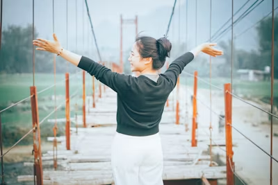 Health Mastery: 8 Essential Pillars of Unbreakable Women’s Health